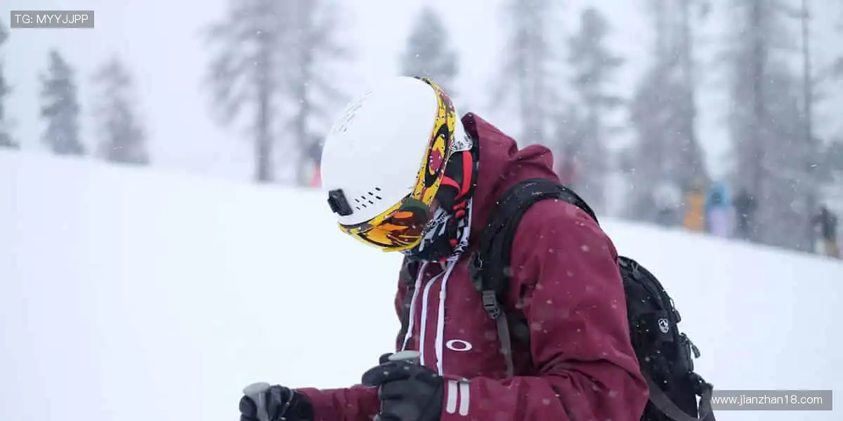 📱 实时互动，畅聊赛事！💬